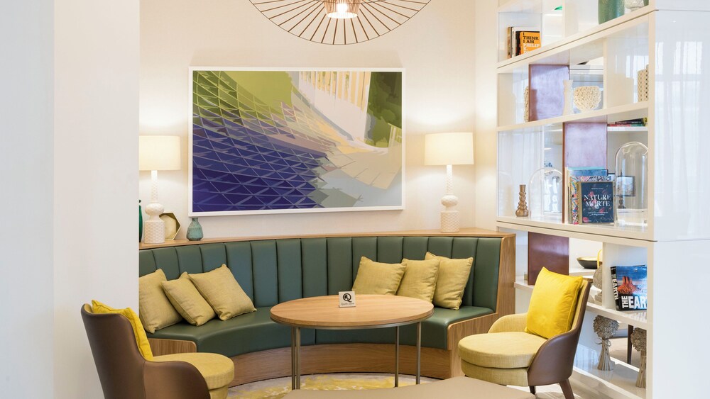 Executive Lounge