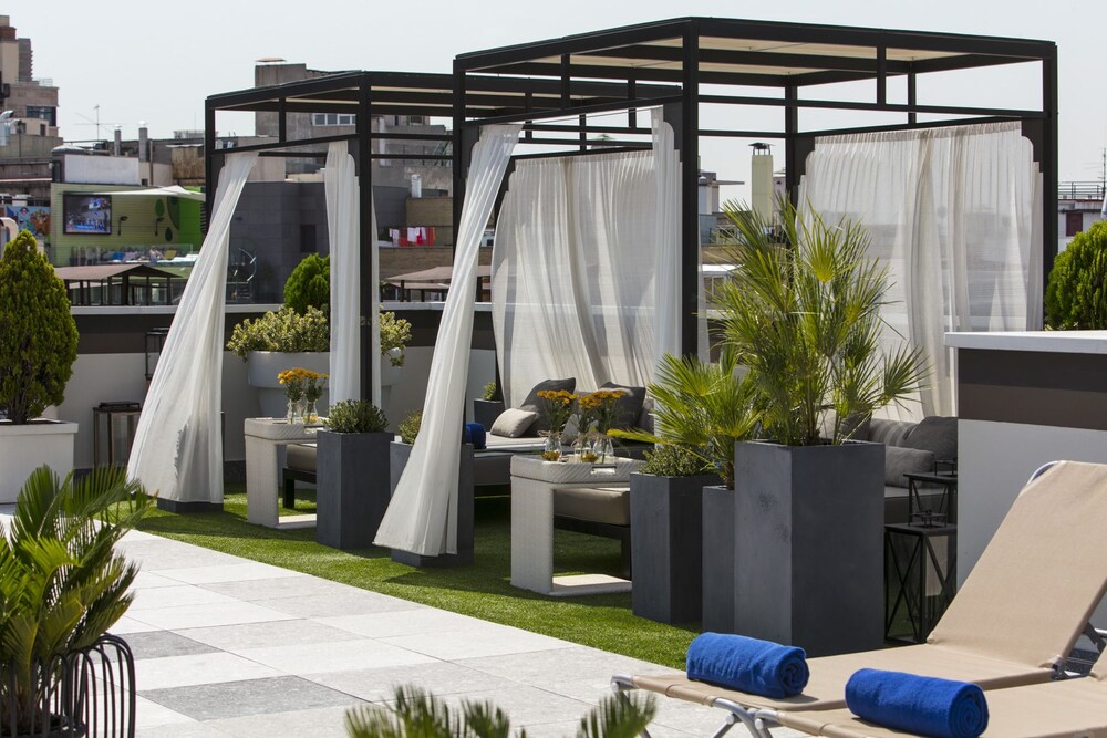 Rooftop Pool
