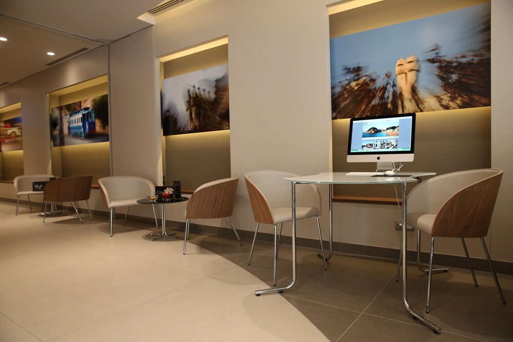 Lobby-Lounge