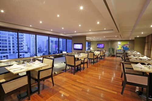 Sheraton Grand Panama