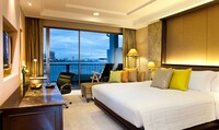 Club Room, Sea View