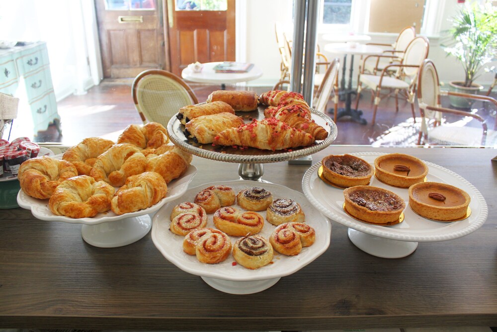 Cafe