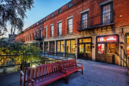 River Street Inn