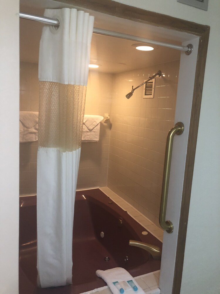 Jetted Tub