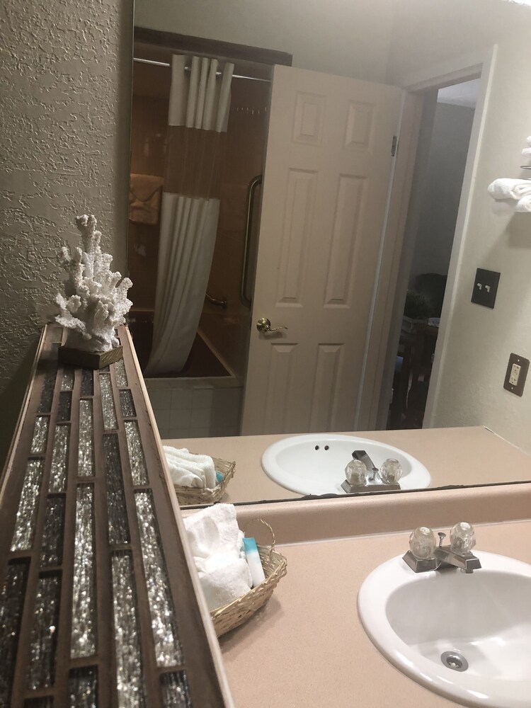 Jetted Tub