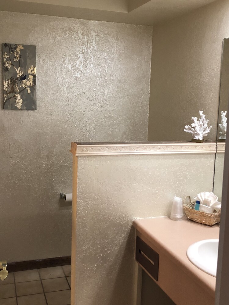 Jetted Tub