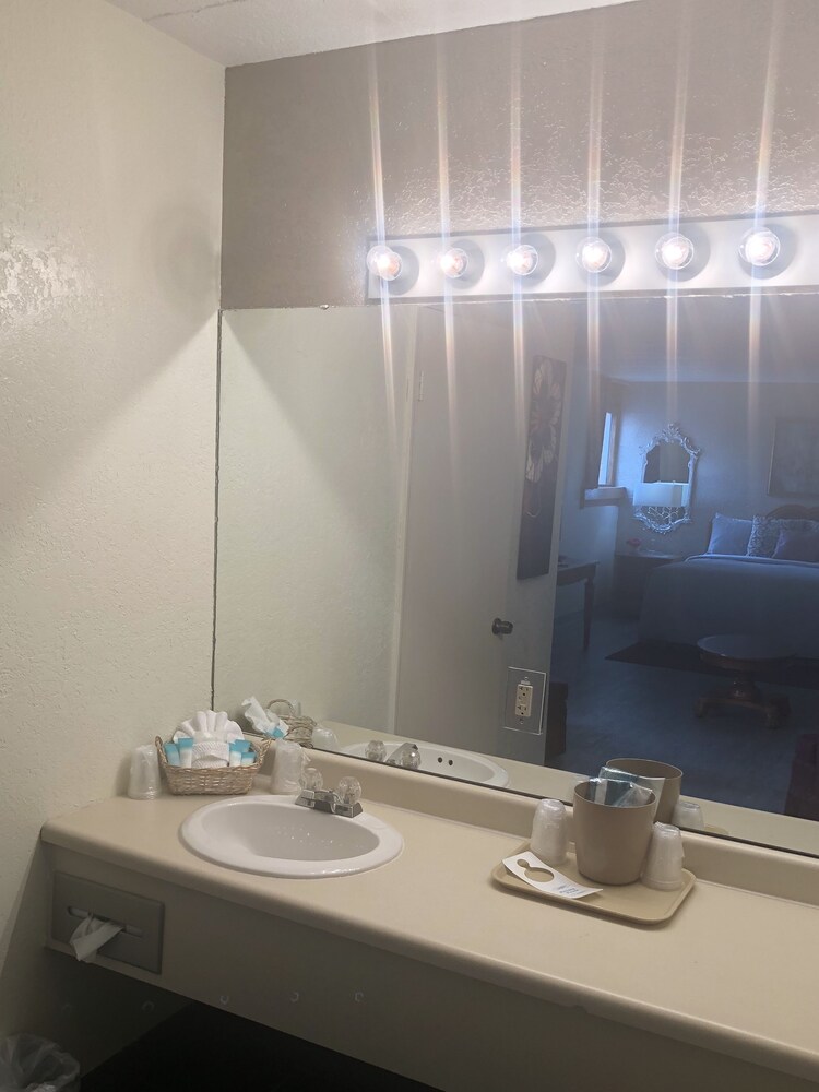 Jetted Tub