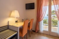 Standard Room, Multiple Beds, Terrace, Sea View