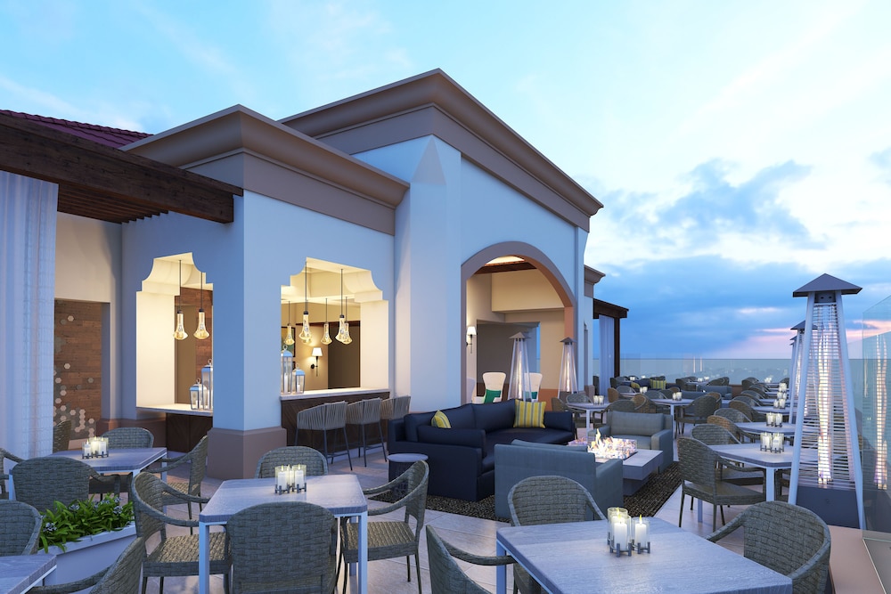 Hotel Bar