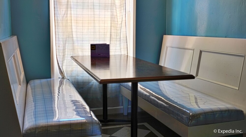 In-Room Kitchen