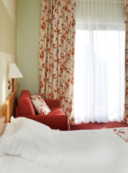 Guestroom View