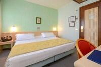 Standard Double Room, 1 King Bed