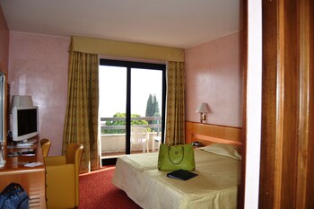 Guestroom View