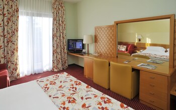 Guestroom View