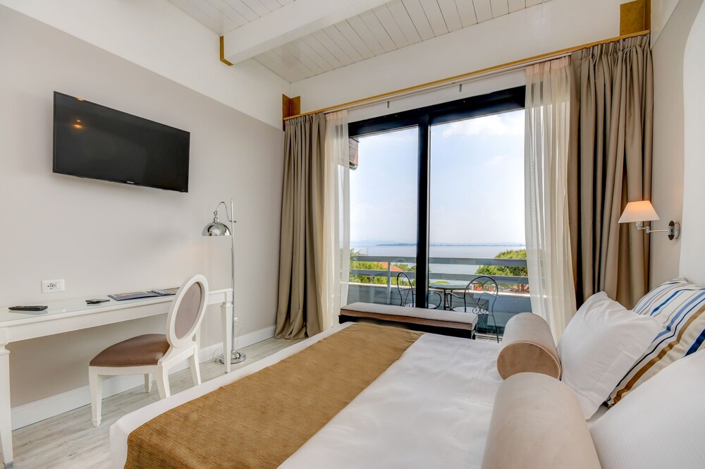 Guestroom View