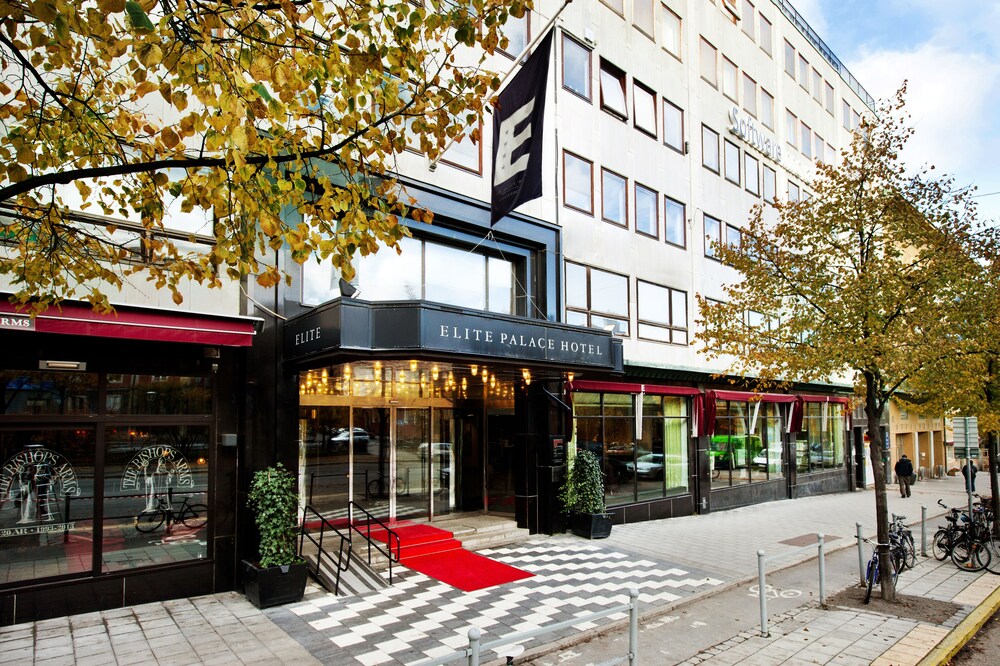 Hotel Front