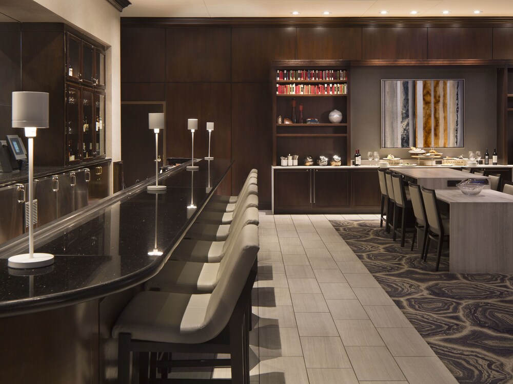 Hotel Lounge