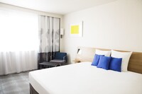 Executive Room, 1 Queen Bed, Balcony