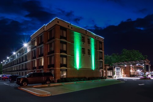 Holiday Inn Saratoga Springs