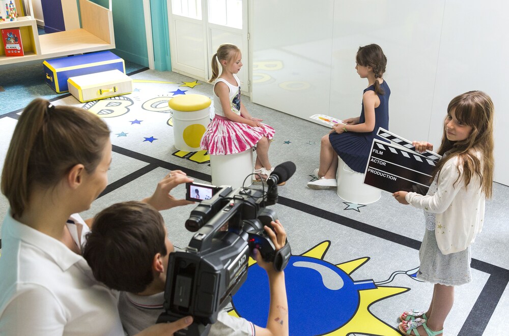 Childrens Play Area - Indoor
