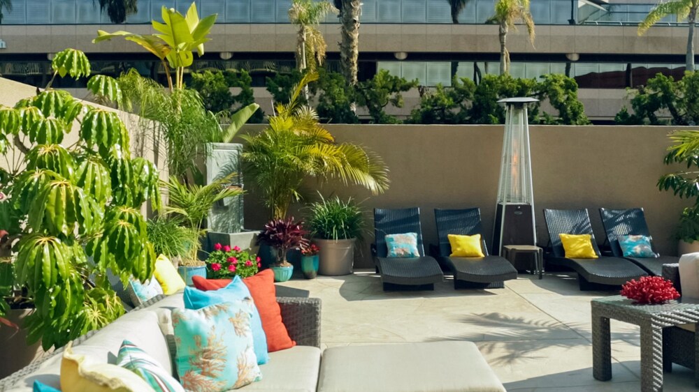 Sundeck