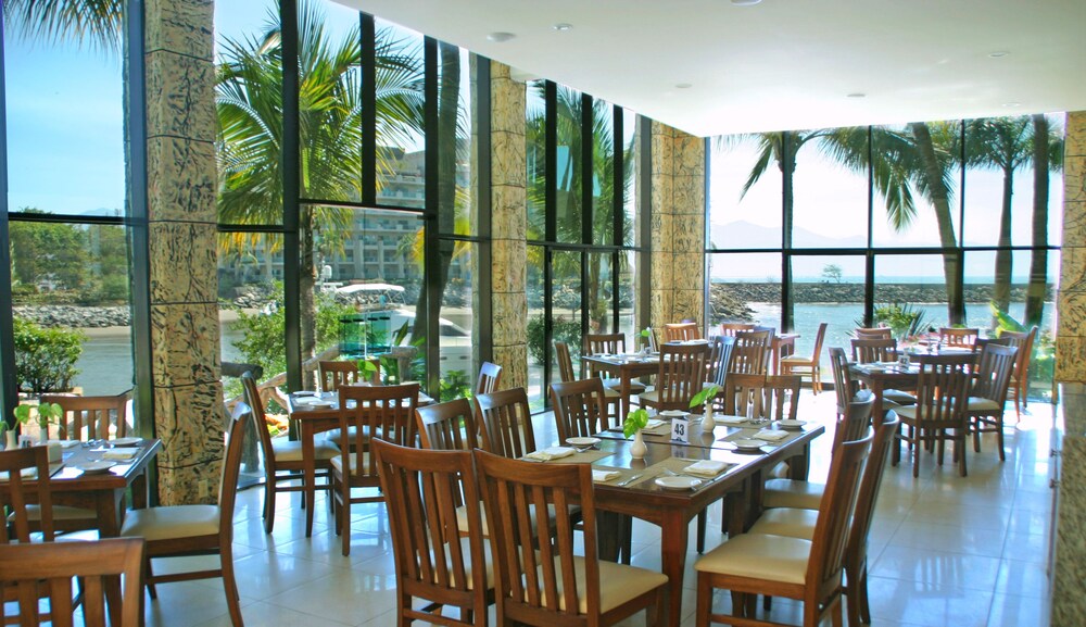 Breakfast area, Paradise Village Beach Resort and Spa