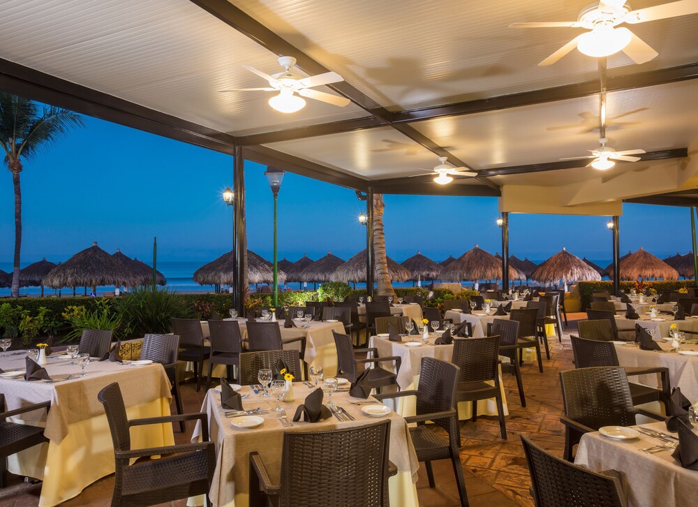 Restaurant, Paradise Village Beach Resort and Spa