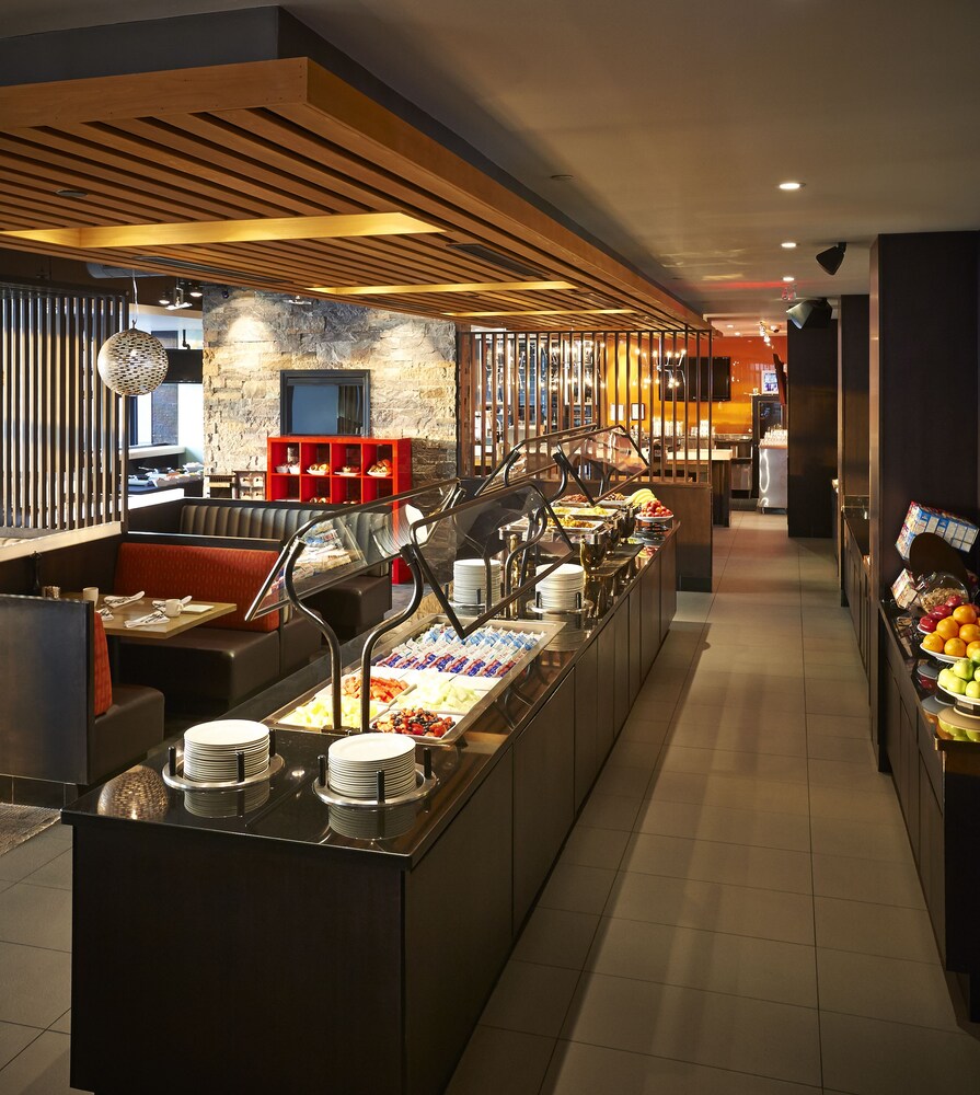 Executive Lounge
