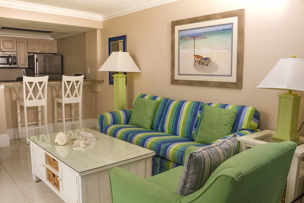Studio, 1 Queen Bed (Sundial Studio) - Living Area