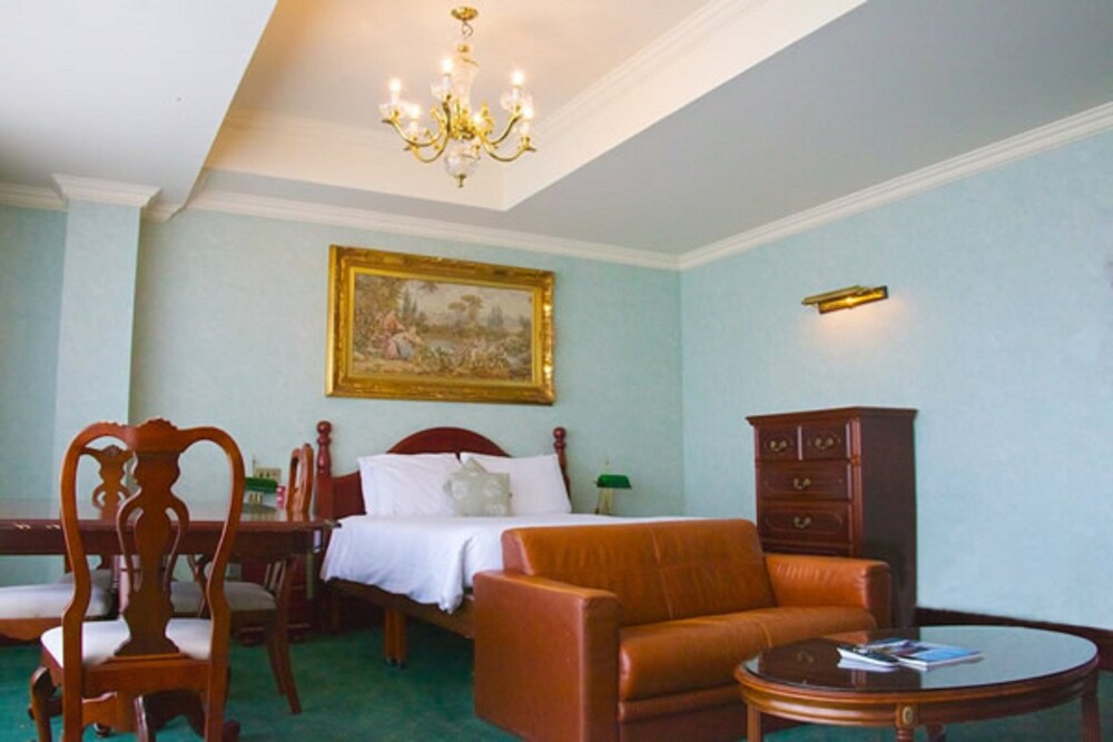 Guestroom
