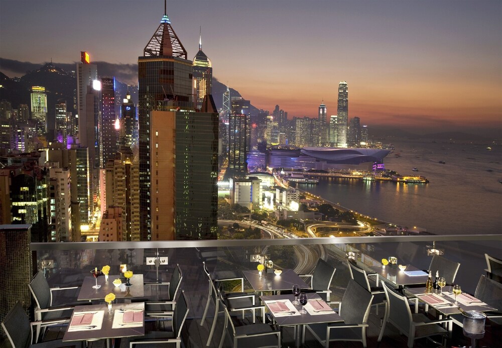 Hotel Lounge