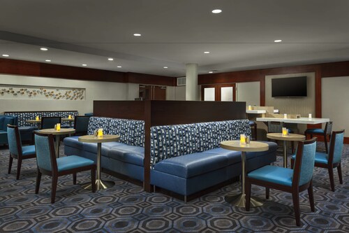 Courtyard by Marriott Boston-Cambridge