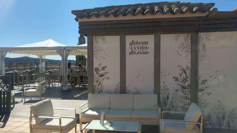 Outdoor Banquet Area