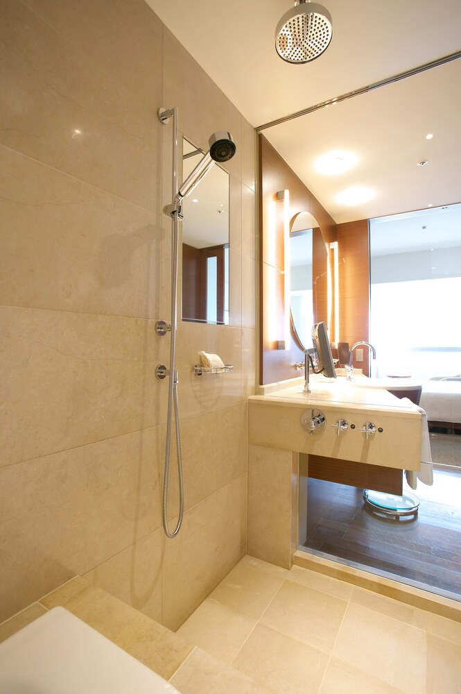 Douche de la salle de bain