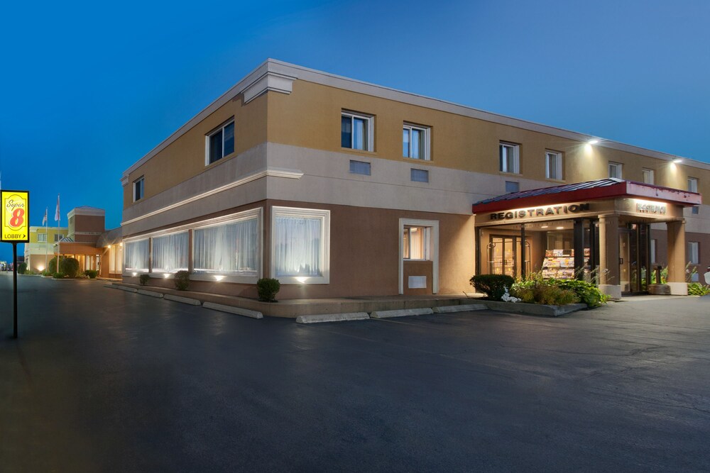 Hotel Front - Evening/Night