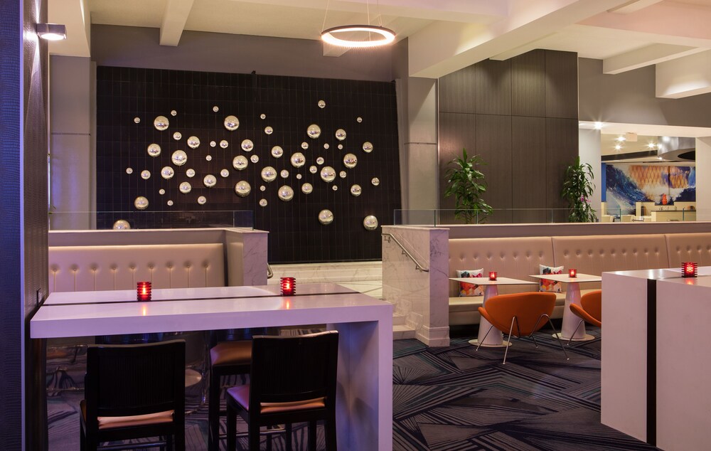 Hotel Lounge