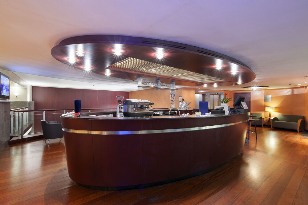 Hotel Bar