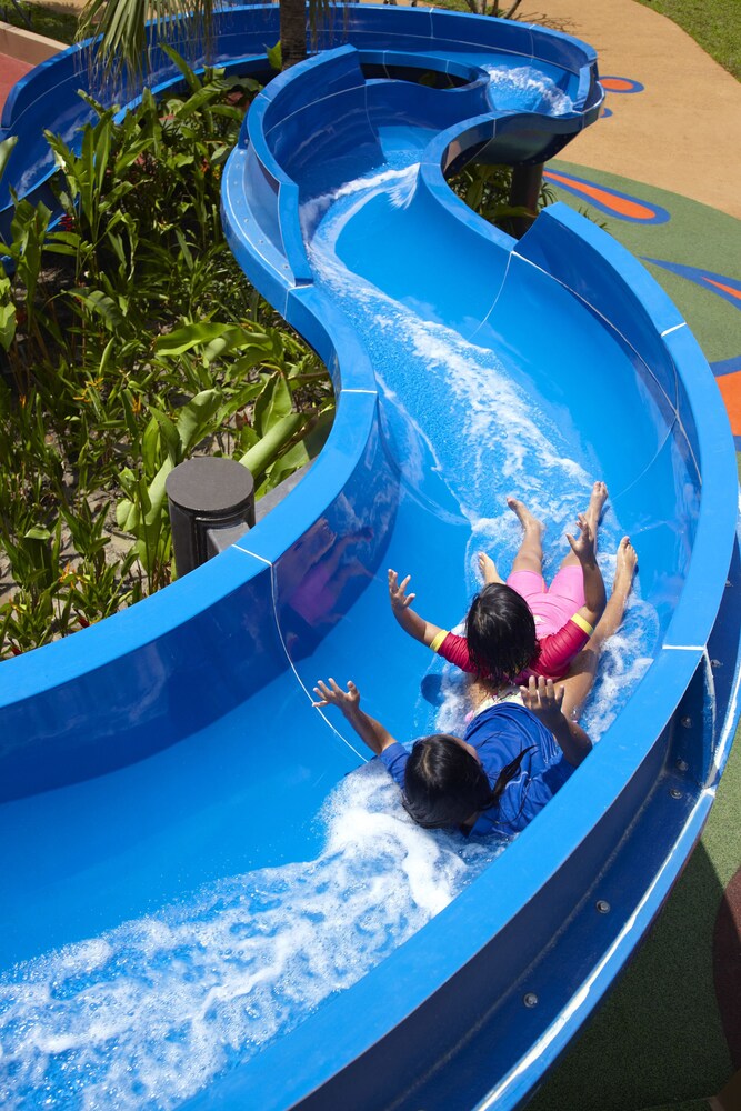 Children's play area - outdoor, Shangri-La Tanjung Aru, Kota Kinabalu