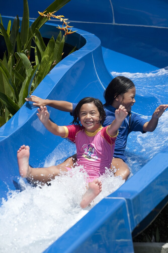 Children's play area - outdoor, Shangri-La Tanjung Aru, Kota Kinabalu