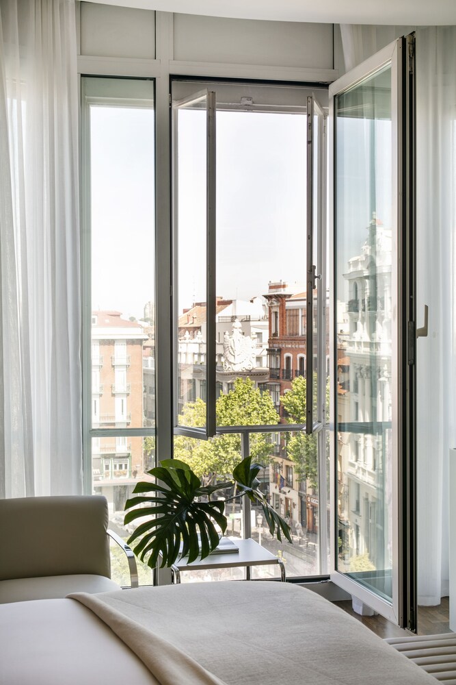 Guestroom View