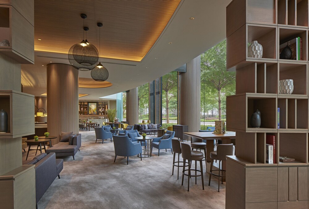 Hotel Lounge