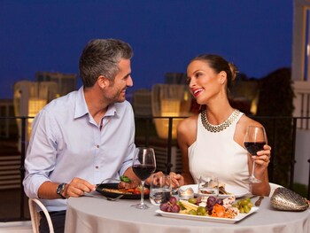 Couples Dining