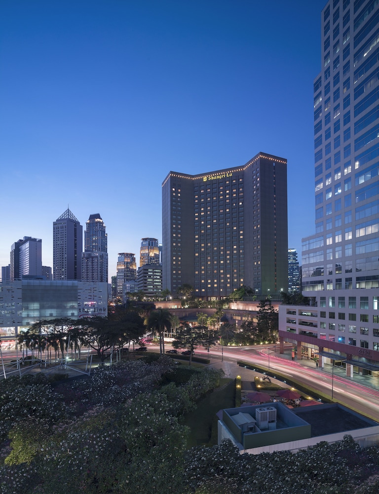 Hotel Front - Evening/Night