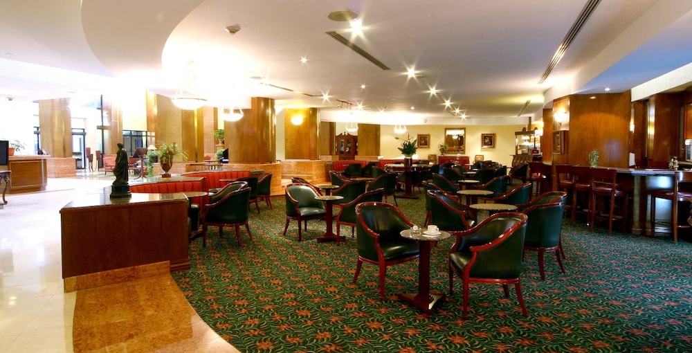 Hotel Bar