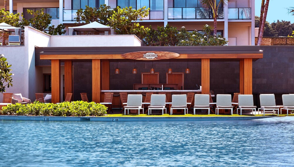 Poolside Bar