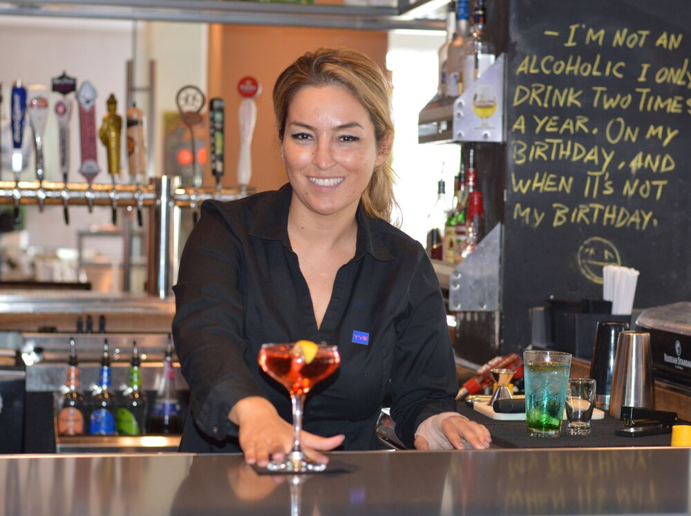 Hotel Bar