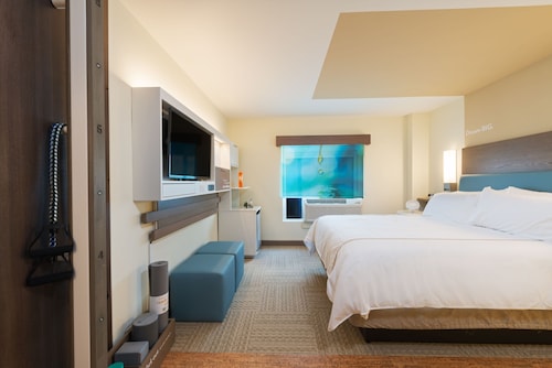 EVEN Hotel Norwalk, an IHG Hotel