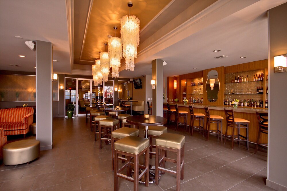 Hotel Lounge