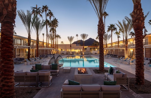 Hotel Adeline