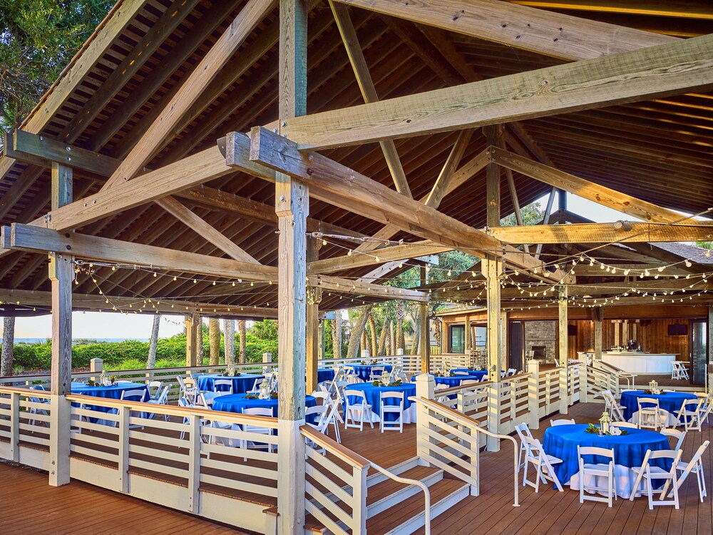 Outdoor Banquet Area